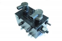 DL-CR31257 Pressure accumulator (rail) for testing injectors and pumps with cooling (for 2 pressure regulators)